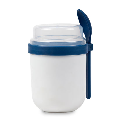 כוס יוגורט עם כף