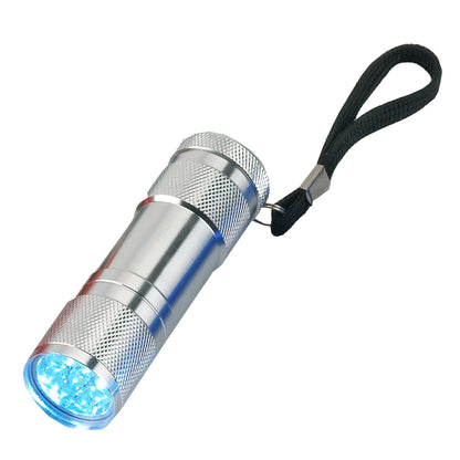 פנס יד קטן, גוף מתכת, תאורה לבנה